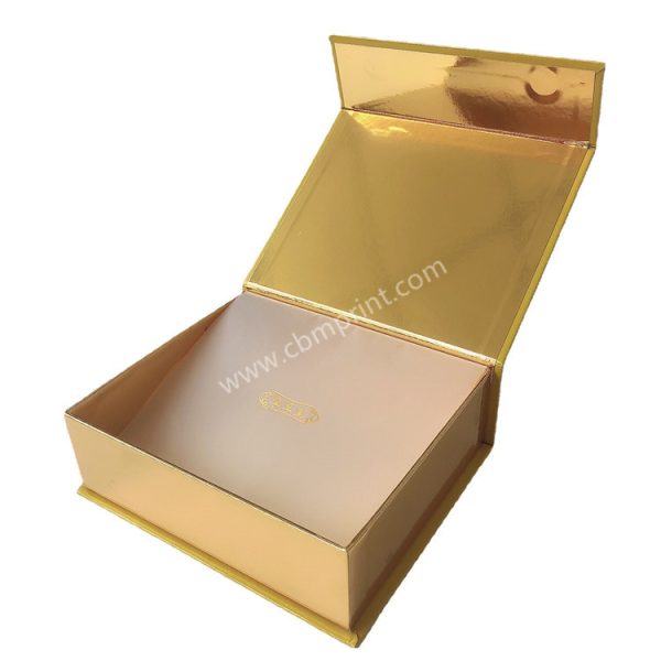 Large gold magnetic gift box packaging